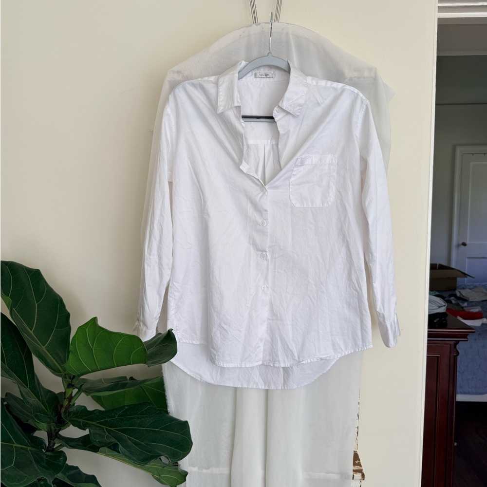 Bundle of 4 great button up collared tops Size Small - Picture 10 of 12